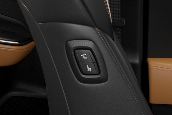 crowncrossover_feature_img13