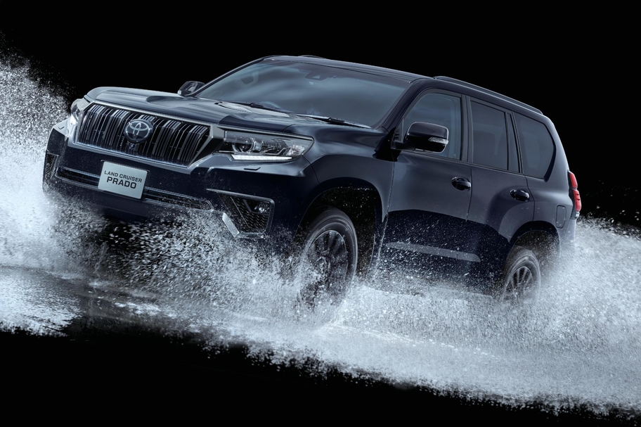 特別仕様車TX“Lパッケージ・Black Edition”(2.8Lディーゼル車7人乗り)