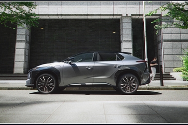 【モデル入り素材】Z（4WD）