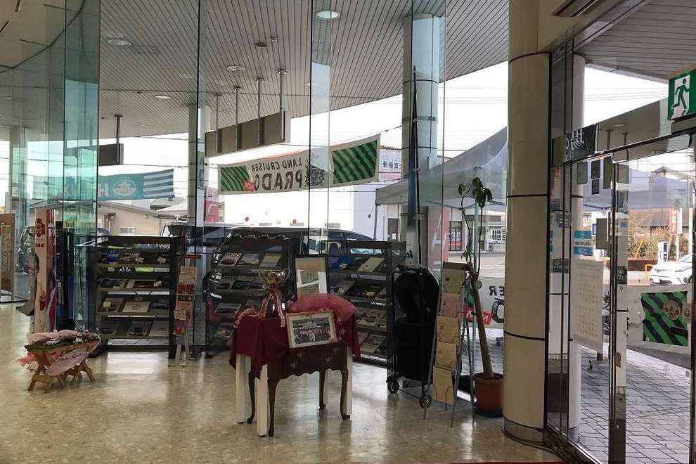 喜沢店 内観