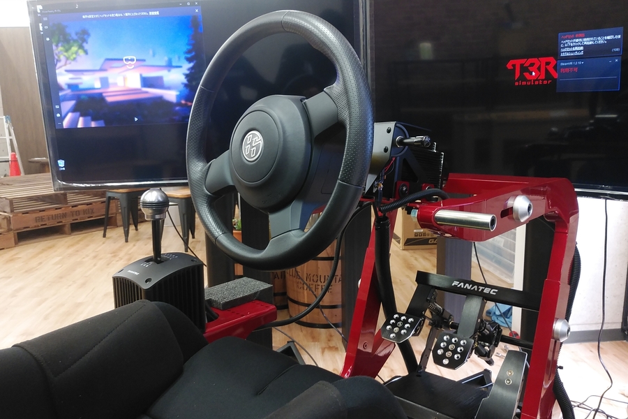 VRドライビングシミュレーター | 栃木トヨタ